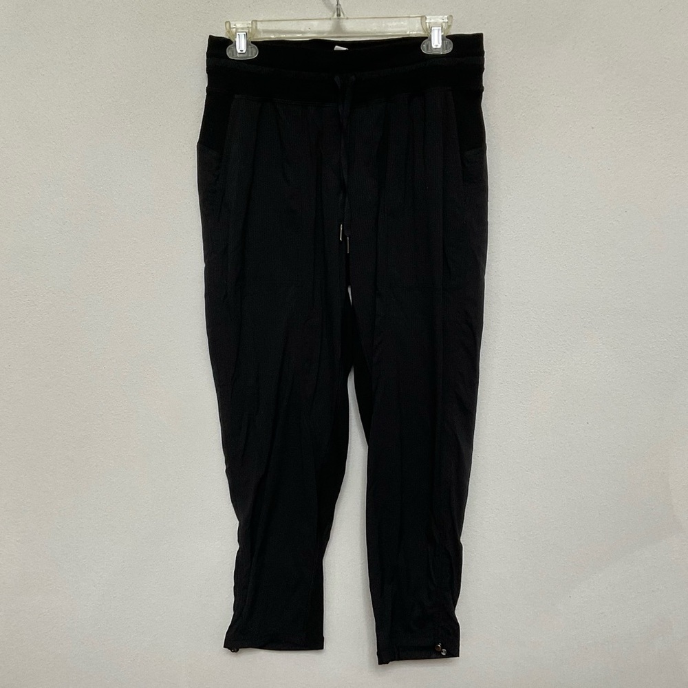 Lululemon Black Dance Studio Crop Athletic Pants Size 6 Workout Gym Athleisure